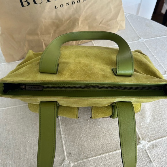 Burberry London Suede Haymarket Check Horn Toggle Shoulder Bag Green - Picture 11 of 15